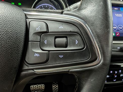 Used 2023 Buick Encore GX Select w/ Sport Touring Package image 21