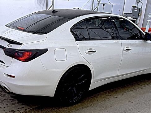Used 2017 INFINITI Q50 3.0t Premium RWD image 4