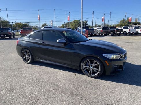 Used 2016 BMW M235i Coupe w/ Technology Package image 34
