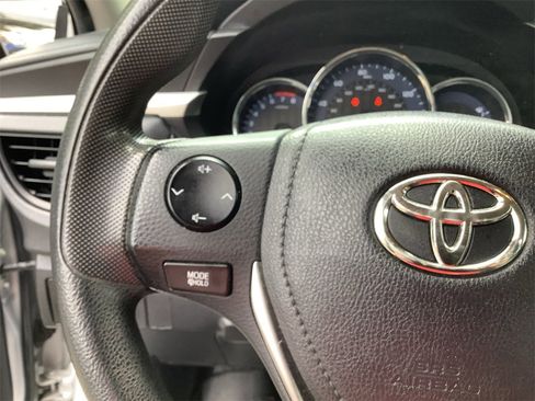 Used 2014 Toyota Corolla L image 19