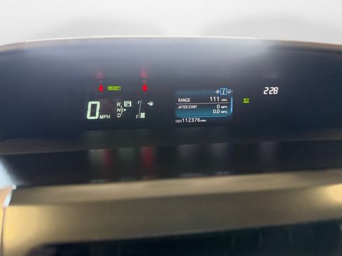 Certified 2017 Toyota Prius V Three FWD image 14