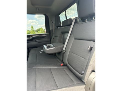 Certified 2025 Chevrolet Silverado 2500 LT w/ Convenience Package AWD/4WD image 17