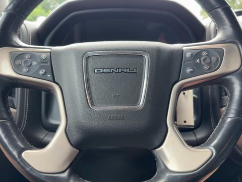Used 2017 GMC Sierra 1500 Denali w/ Denali Ultimate Package AWD/4WD image 18