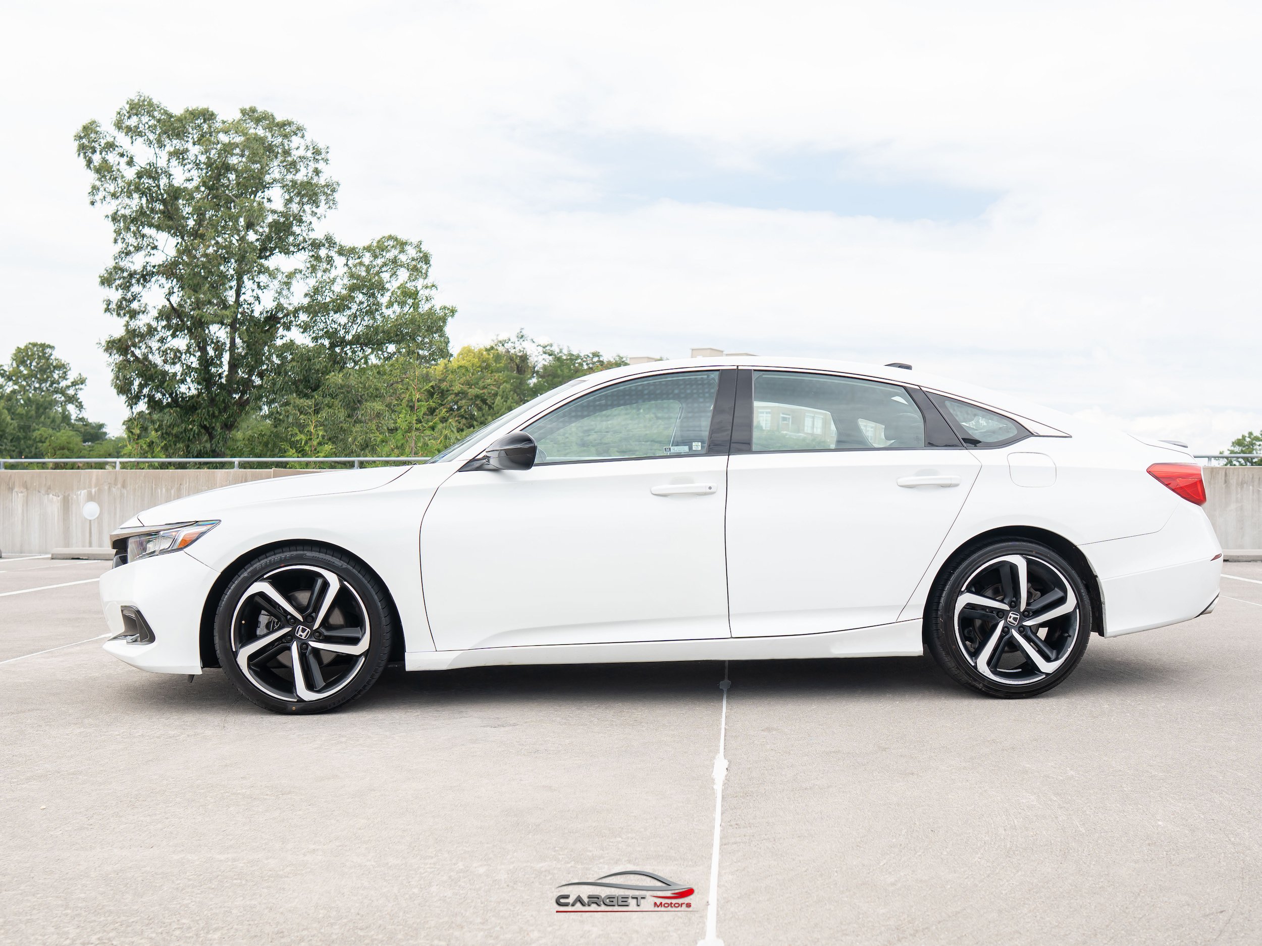Used 2022 Honda Accord Sport image 4
