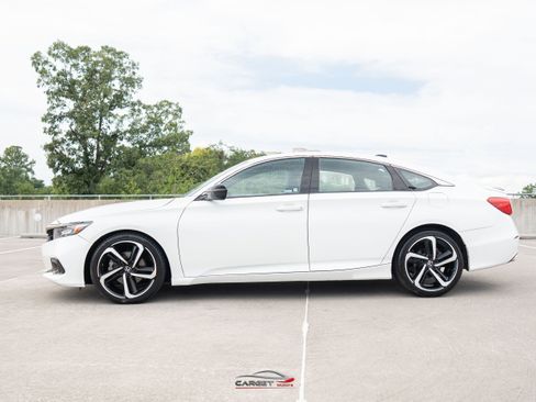 Used 2022 Honda Accord Sport image 4