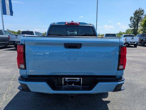 Used 2025 Chevrolet Colorado LT w/ LT Convenience Package RWD image 17