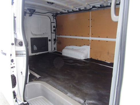 Used 2019 Nissan NV 2500 SV image 8