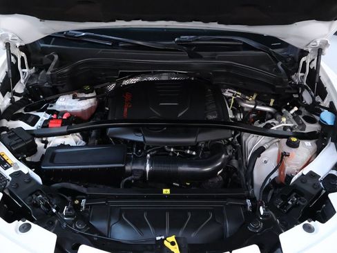 Used 2021 Alfa Romeo Stelvio Ti image 40