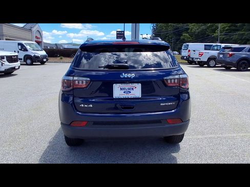 Used 2018 Jeep Compass Sport w/ Tech Group AWD/4WD image 7