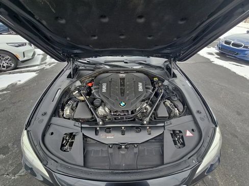 Used 2015 BMW 750Li xDrive image 27