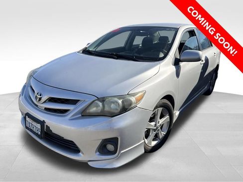 Used 2013 Toyota Corolla S FWD image 1