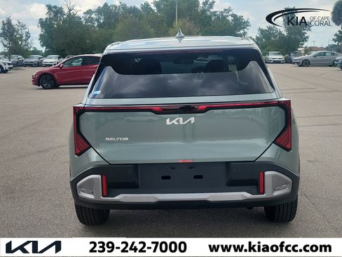 New 2027 Kia Seltos S FWD image 5