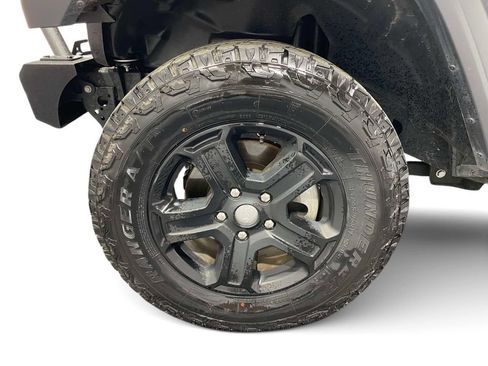 Used 2021 Jeep Wrangler Sport AWD/4WD image 8