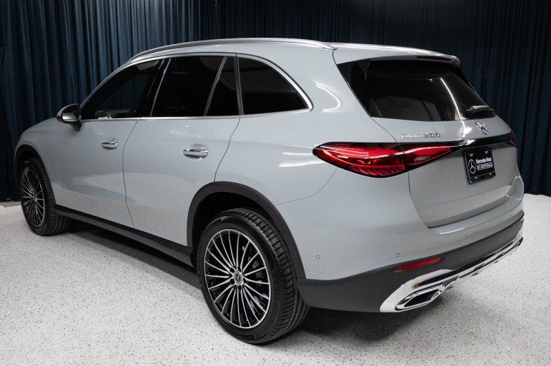 New 2027 Mercedes-Benz GLC 300 image 7