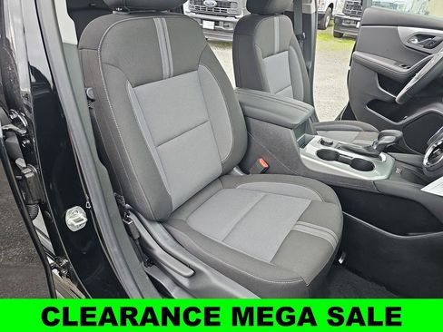 New 2025 Chevrolet Blazer LT w/ Convenience Package image 10