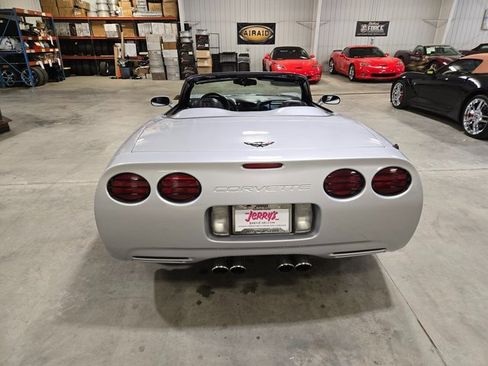 Used 1999 Chevrolet Corvette Convertible w/ Memory Pkg image 4