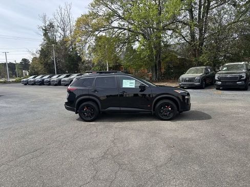 New 2026 Nissan Rogue SV AWD/4WD image 4