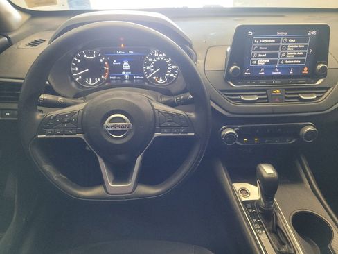 Used 2020 Nissan Altima 2.5 S FWD image 22