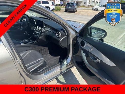 Used 2019 Mercedes-Benz C 300 Sedan image 13