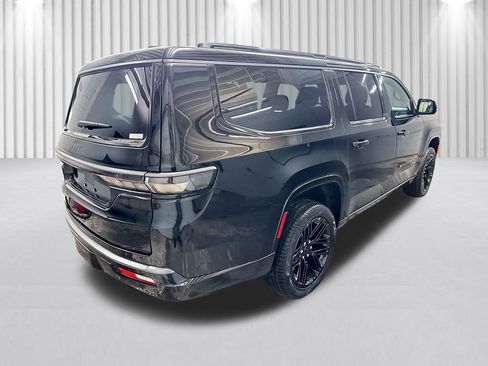 New 2026 Jeep Grand Wagoneer L Limited image 5