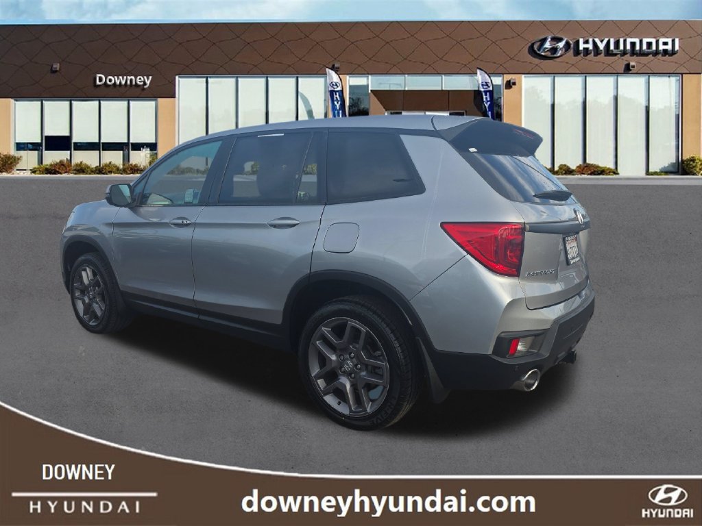 Used 2023 Honda Passport EX-L image 2