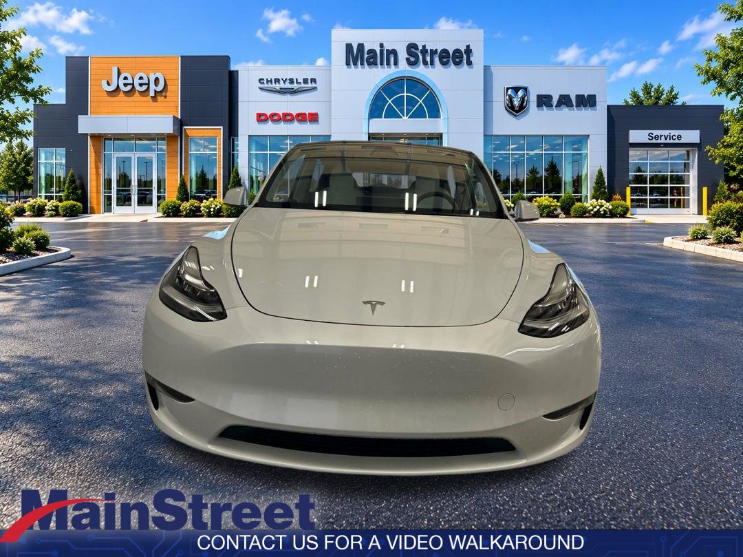 Used 2023 Tesla Model Y AWD image 8