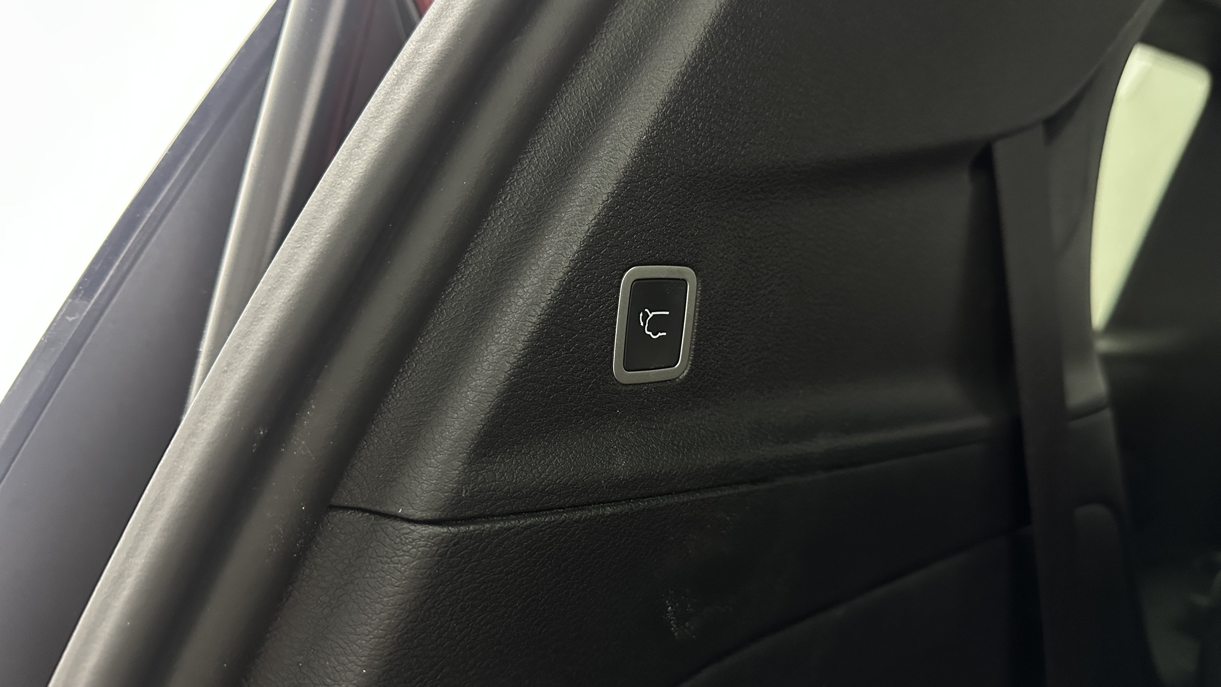 Used 2026 Chrysler Pacifica Select FWD image 30