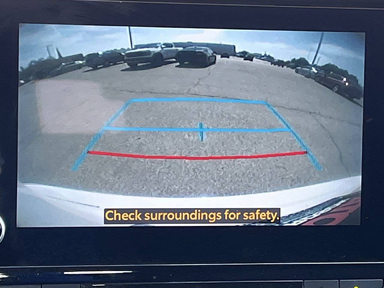 Used 2024 Toyota Highlander XLE FWD image 16