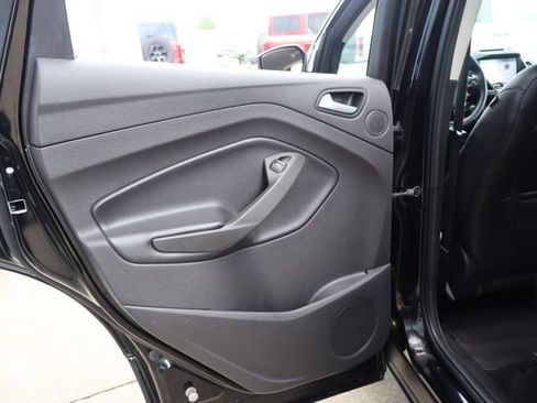 Used 2017 Ford Escape Titanium FWD image 25