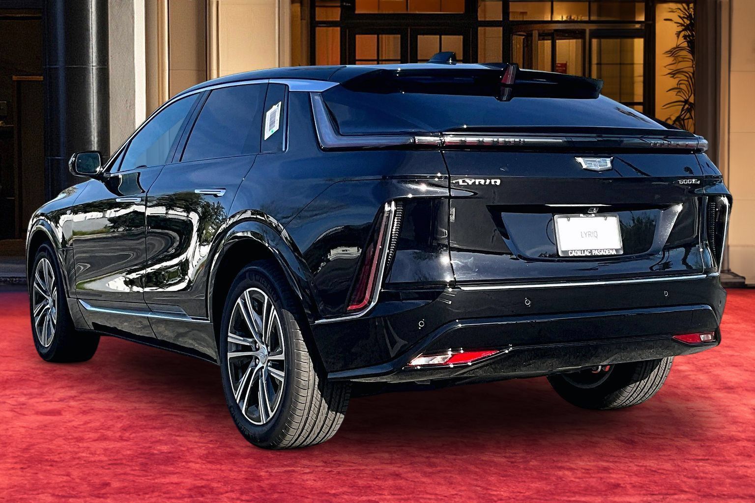 New 2026 Cadillac Lyriq Luxury w/ LPO, Floor Liner Package AWD/4WD image 4