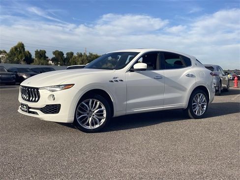 Used 2022 Maserati Levante GT image 2