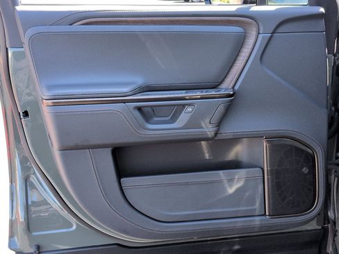 Used 2026 Rivian R1S Premium AWD/4WD image 14