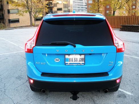 Used 2013 Volvo XC60 T6 AWD/4WD image 10