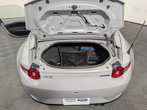 Used 2024 MAZDA MX-5 Miata RF Club w/ Weather Package RWD image 7