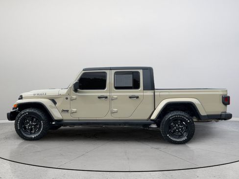 Used 2022 Jeep Gladiator Sport AWD/4WD image 6