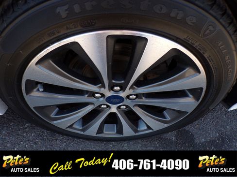 Used 2019 Ford Fusion SE image 10