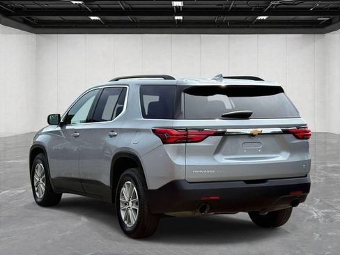 Used 2024 Chevrolet Traverse LT AWD/4WD image 7