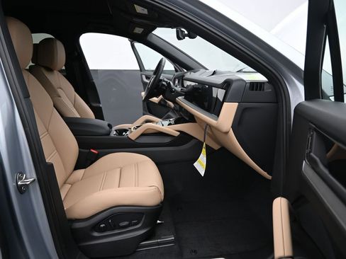 New 2026 Porsche Cayenne E-Hybrid Coupe image 15