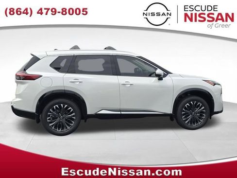 New 2026 Nissan Rogue Platinum AWD/4WD image 2