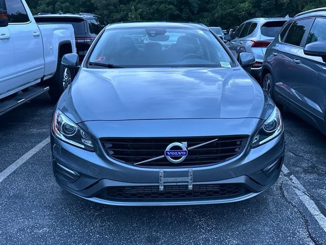 Used 2018 Volvo S60 T5 Dynamic w/ Protection Package AWD/4WD image 2
