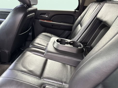 Used 2011 Chevrolet Tahoe LT image 38
