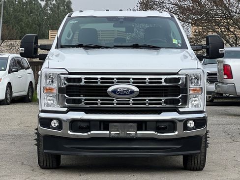 Certified 2024 Ford F350 XLT image 10