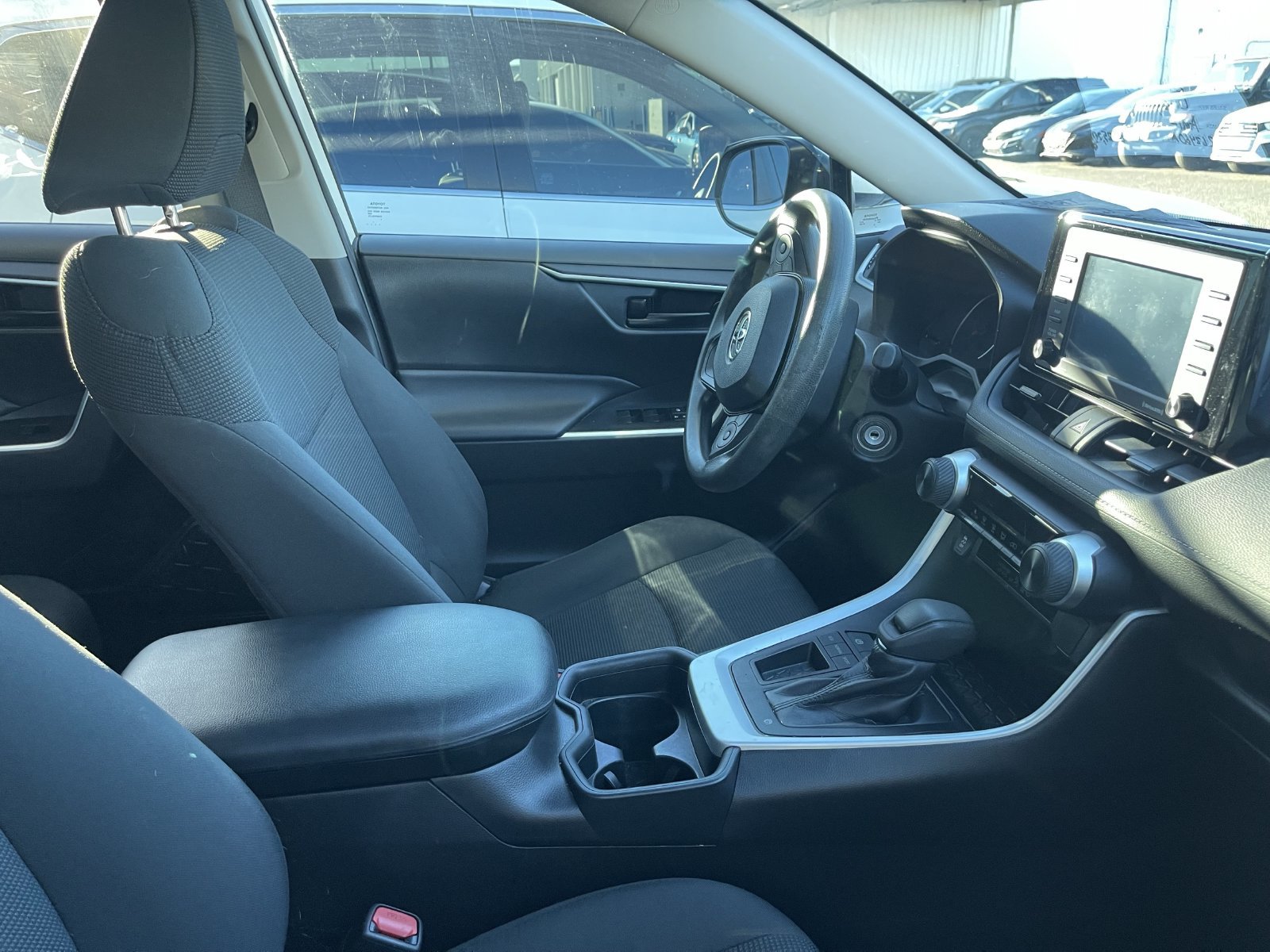 Used 2021 Toyota RAV4 LE w/ Carpet Mat Package (TMS) FWD image 8