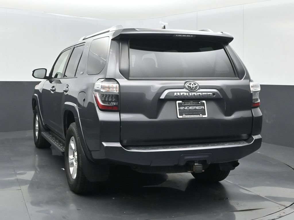 Used 2014 Toyota 4Runner SR5 AWD/4WD image 6