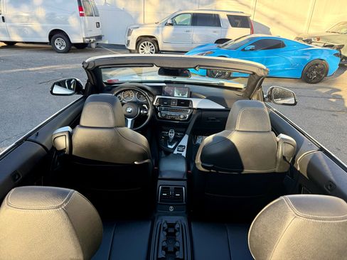 Used 2018 BMW 430i xDrive Convertible image 16