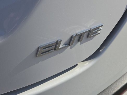 Used 2024 Honda Pilot Elite image 27