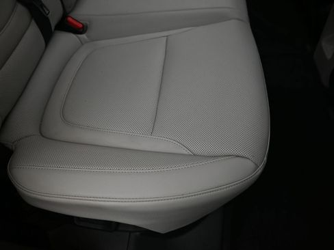 Used 2025 Hyundai Tucson Limited AWD/4WD image 16
