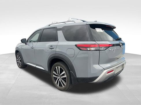 Used 2023 Nissan Pathfinder Platinum FWD image 37