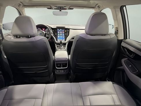 Used 2025 Subaru Outback Limited image 35