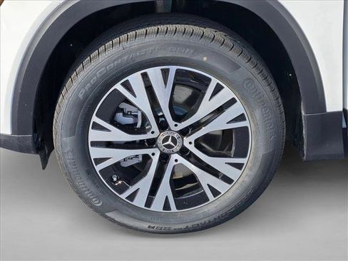 Used 2025 Mercedes-Benz GLB 250 image 10